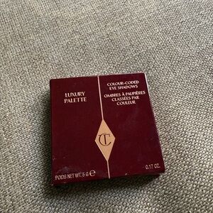 Charlotte Tilbury Luxury Eye Shadow Palette The Queen Of Glow